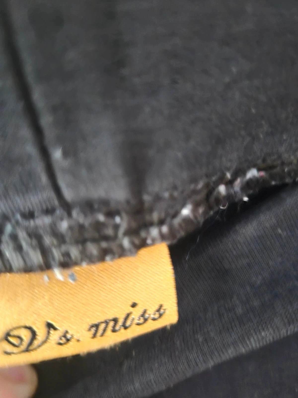 Pantalón negro Vs. Miss – photo 3